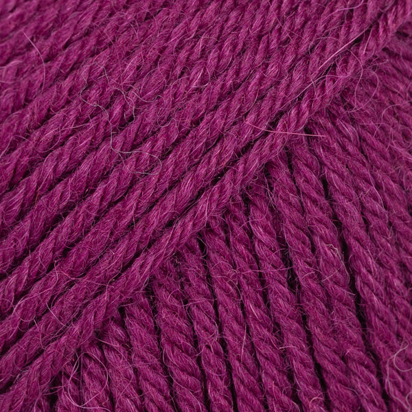 DROPS Lima 5820 – wine red