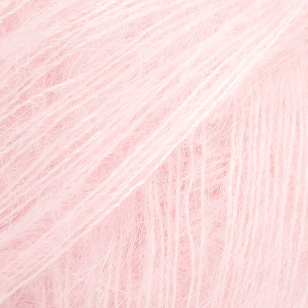 DROPS Kid-Silk 72 – pastel pink