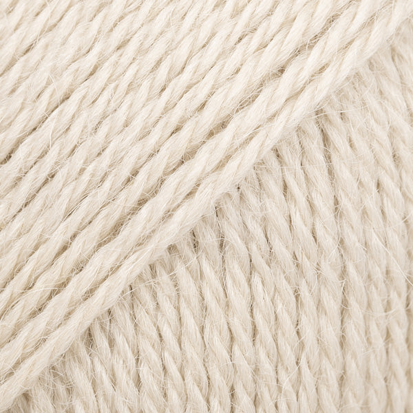 DROPS Alpaca 9039 – sand