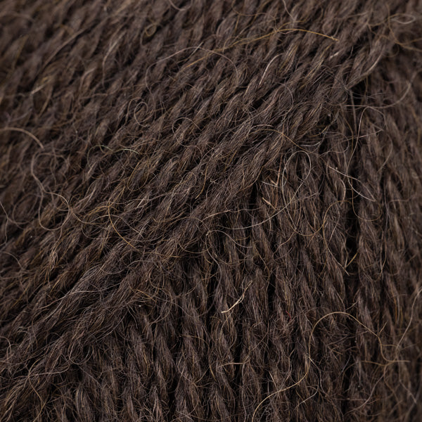 DROPS Alpaca 9051 – dark coffee